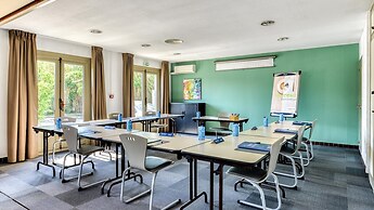 Campanile NATURE - Montpellier Sud