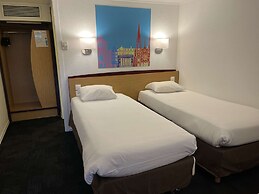 Kyriad Direct Marseille Ouest - Martigues