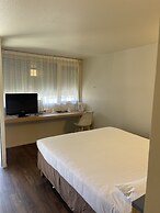Kyriad Direct Montpellier St Jean de Vedas – La Peyrière