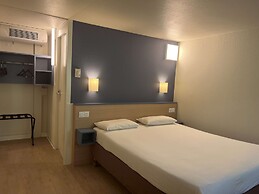 Kyriad Direct Montpellier St Jean de Vedas – La Peyrière