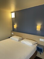 Kyriad Direct Montpellier St Jean de Vedas – La Peyrière