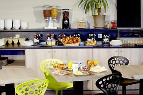 Hôtel Kyriad Lyon Est