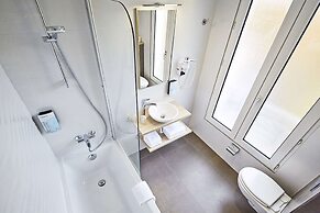 Campanile Paris 14 - Maine Montparnasse