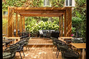 Hotel Paris Louis Blanc