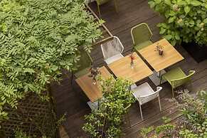 Hotel Paris Louis Blanc