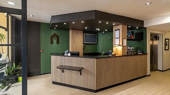 Campanile PRIME - Paris Levallois-Perret