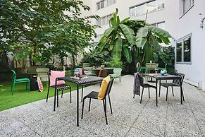 Moxy Paris Bastille France