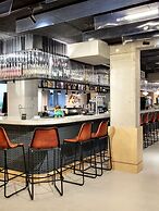 Moxy Paris Bastille France