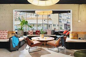 Moxy Paris Bastille France