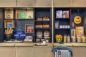 Moxy Paris Bastille France