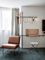 Moxy Paris Bastille France