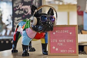 Moxy Paris Bastille France