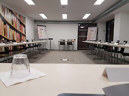 Campanile Rennes Centre - Gare