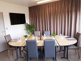 CAMPANILE TOULOUSE SUD BALMA - Cité de l'Espace