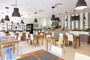 Hotel Campanile Lisbon South - Setubal