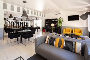 Hotel Campanile Lisbon South - Setubal