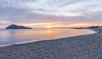 Porto Platanias Beach Resort & Spa