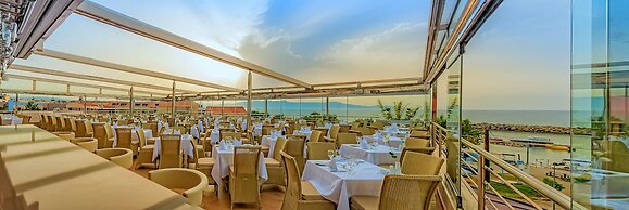 Porto Platanias Beach Resort & Spa