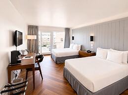 Atlantic Sands Hotel & Conference Center