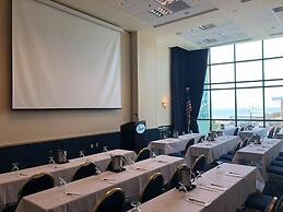 Atlantic Sands Hotel & Conference Center