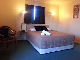 New Castle Motor Lodge