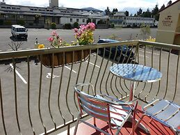 New Castle Motor Lodge