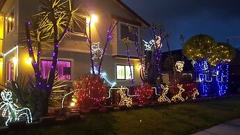 New Castle Motor Lodge