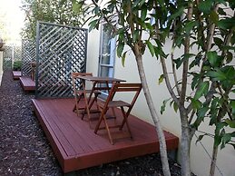 New Castle Motor Lodge