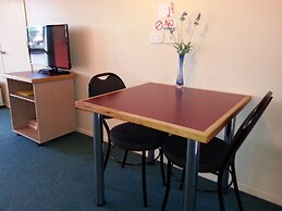 New Castle Motor Lodge