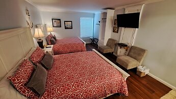 Saint Simons Inn by the Lighthouse