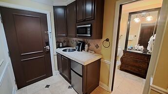 Saint Simons Inn by the Lighthouse