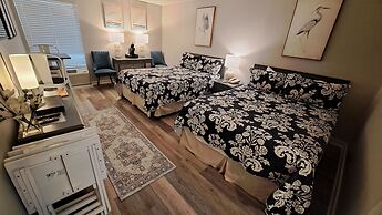 Saint Simons Inn by the Lighthouse