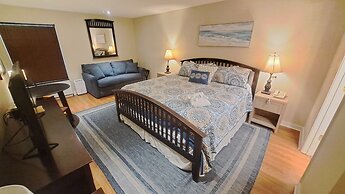 Saint Simons Inn by the Lighthouse