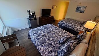 Saint Simons Inn by the Lighthouse