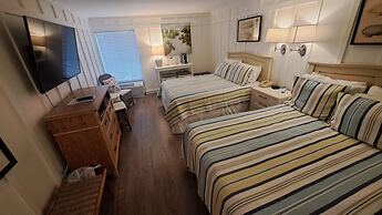 Saint Simons Inn by the Lighthouse