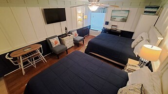 Saint Simons Inn by the Lighthouse