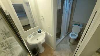 Saint Simons Inn by the Lighthouse