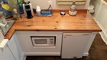 Saint Simons Inn by the Lighthouse