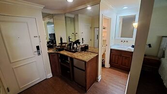 Saint Simons Inn by the Lighthouse