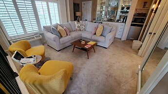 Saint Simons Inn by the Lighthouse