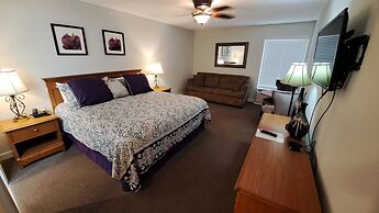 Saint Simons Inn by the Lighthouse