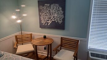 Saint Simons Inn by the Lighthouse