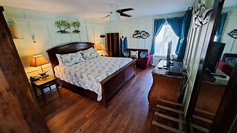 Saint Simons Inn by the Lighthouse