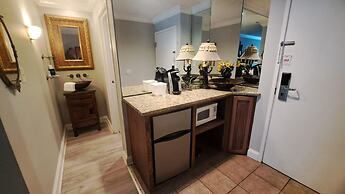 Saint Simons Inn by the Lighthouse