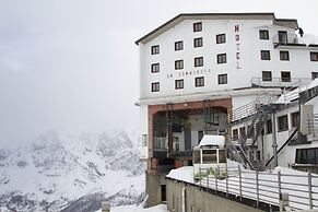 Hotel Lo Stambecco