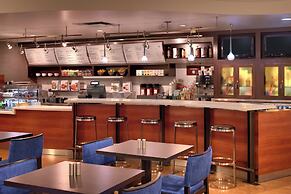 Courtyard by Marriott Kansas City Shawnee
