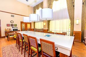 Hampton Inn and Suites College Station