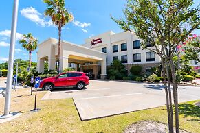 Hampton Inn and Suites College Station