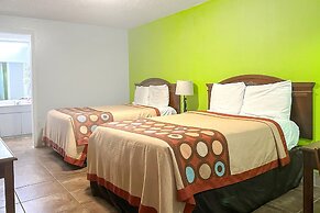 OYO Hickory House Inn