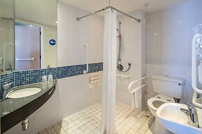 Holiday Inn Express Leicester - City by IHG